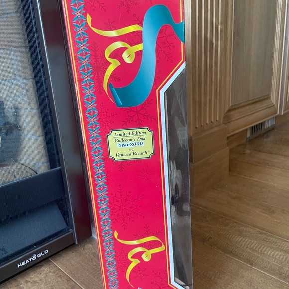 New Vanessa Collection Doll β Gift-Ready in Box - Picture 6 of 7